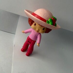 Strawberry Shortcake Doll Strawberry-Themed Pink Doll Figure with Hat - Kids Toy